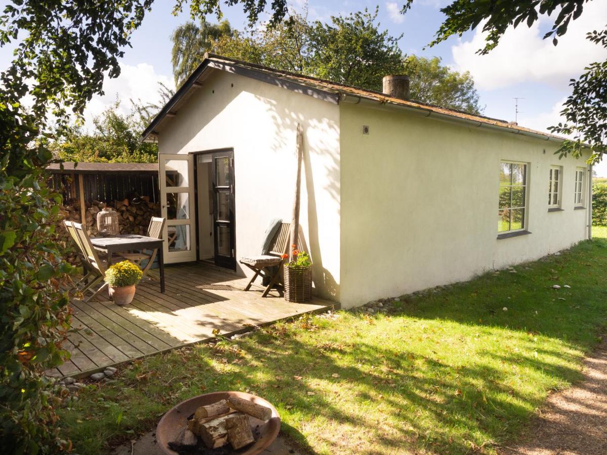 Kamilla'S Cottage, 1 Km. From The Beach Stege Kültér fotó